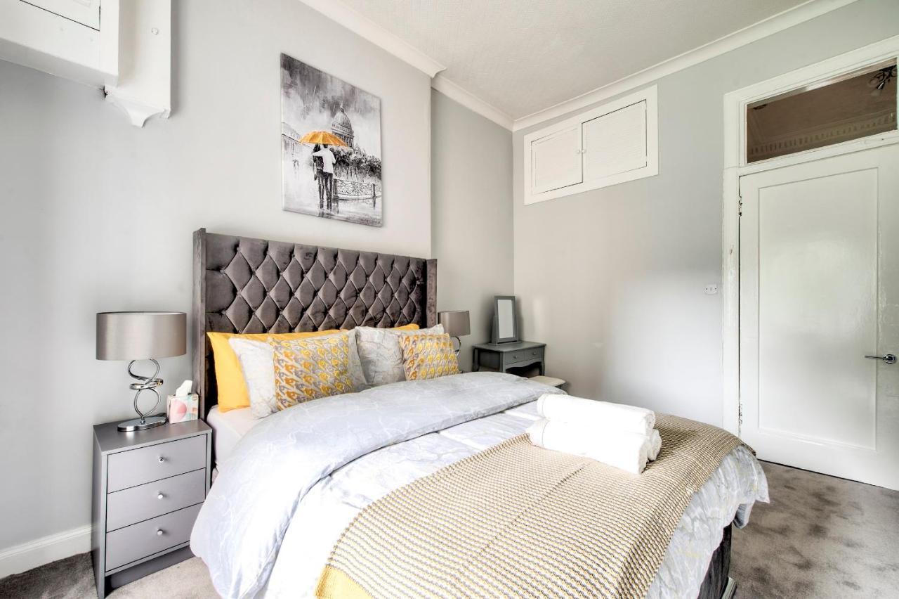 Pass The Keys Stylish 2 Bed In Heart Of West End Apartamento Glasgow Exterior foto