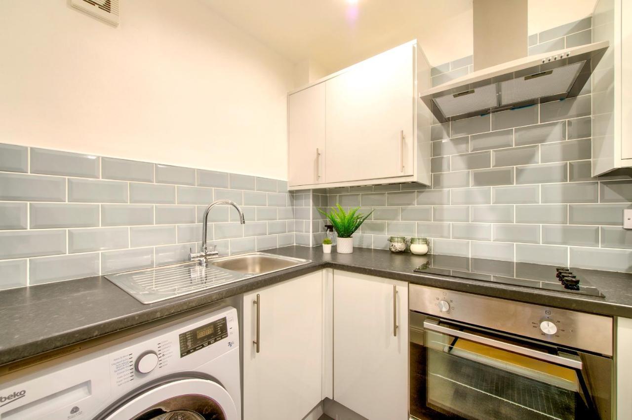 Pass The Keys Stylish 2 Bed In Heart Of West End Apartamento Glasgow Exterior foto