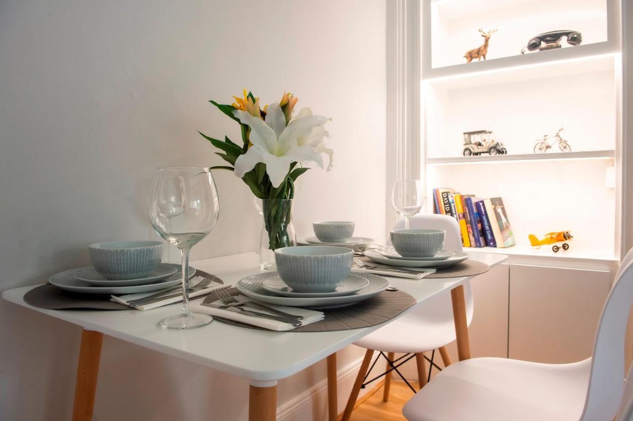 Pass The Keys Stylish 2 Bed In Heart Of West End Apartamento Glasgow Exterior foto