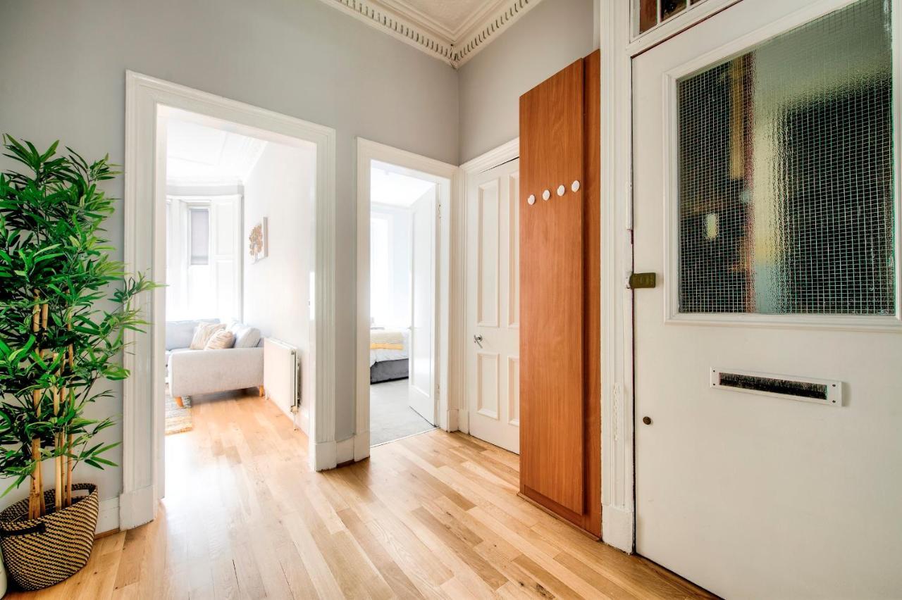 Pass The Keys Stylish 2 Bed In Heart Of West End Apartamento Glasgow Exterior foto