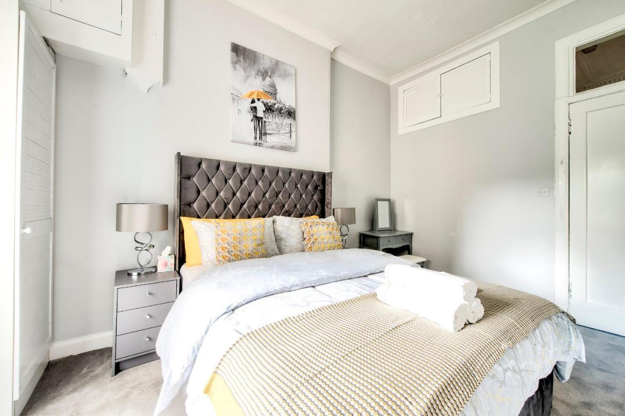 Pass The Keys Stylish 2 Bed In Heart Of West End Apartamento Glasgow Exterior foto